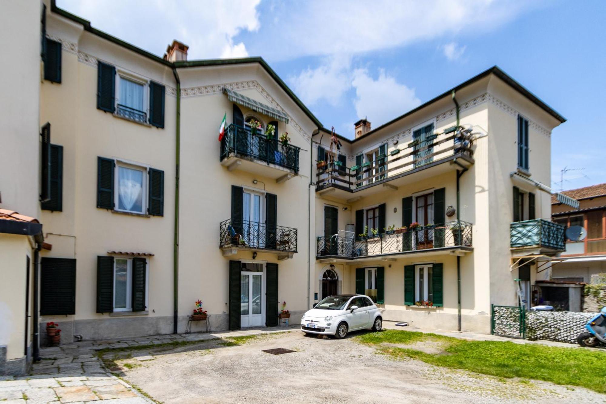 Le Dalie - Appartamento Stresa - Magognino Brisino Kültér fotó